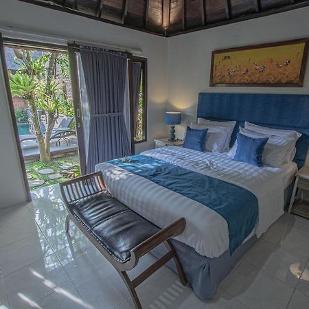 Tirta Bali Villa Jimbaran Екстериор снимка