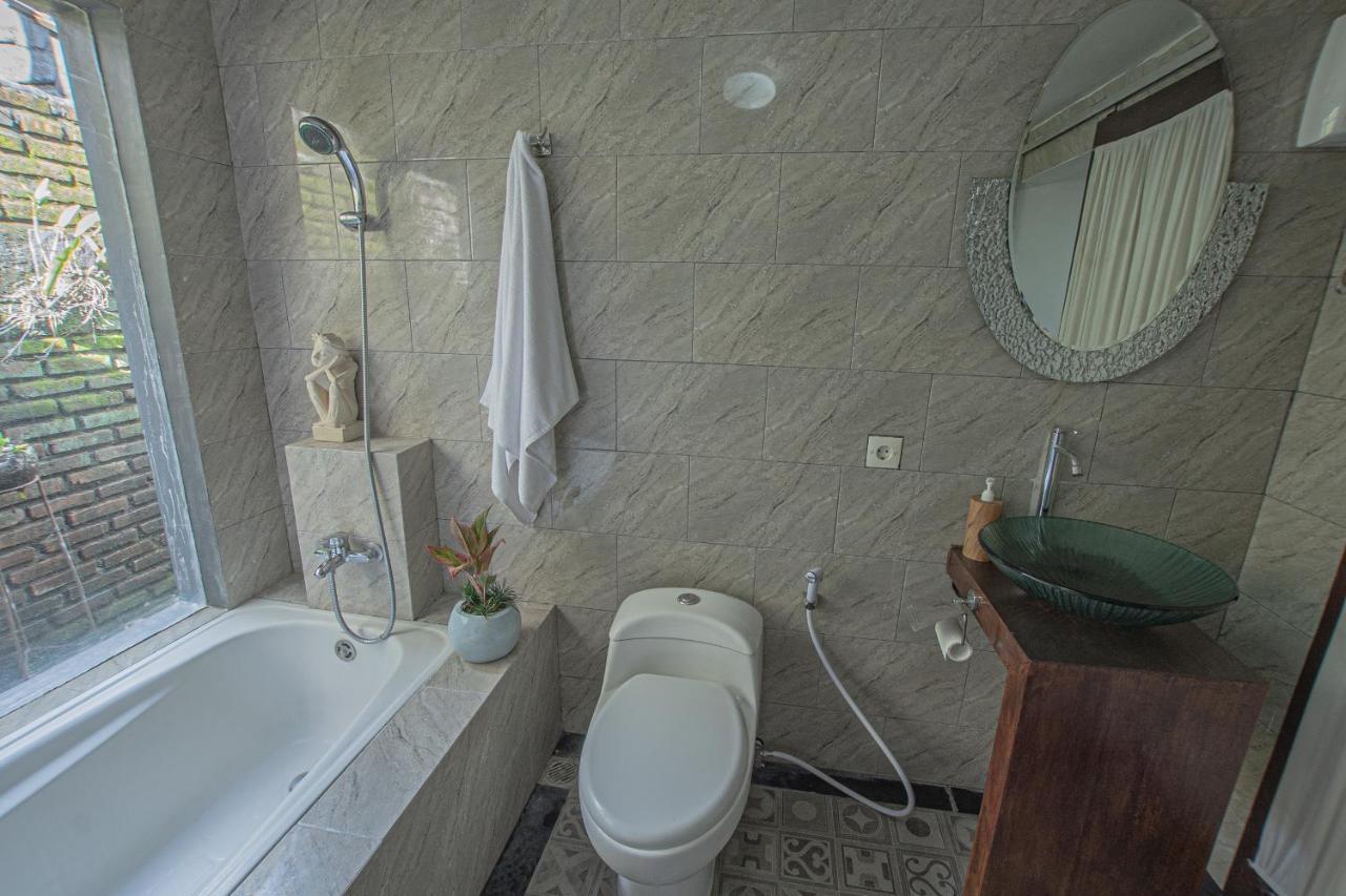 Tirta Bali Villa Jimbaran Екстериор снимка