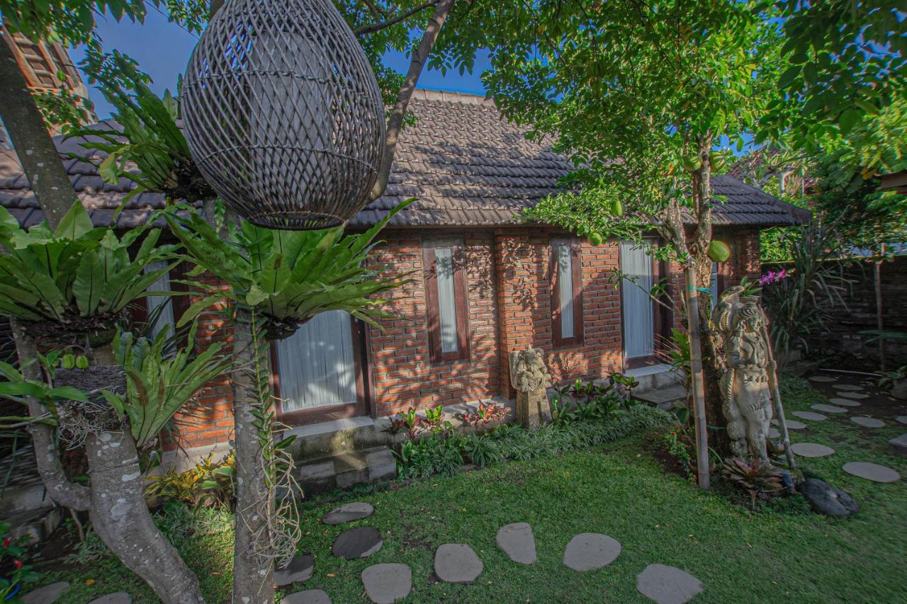 Tirta Bali Villa Jimbaran Екстериор снимка