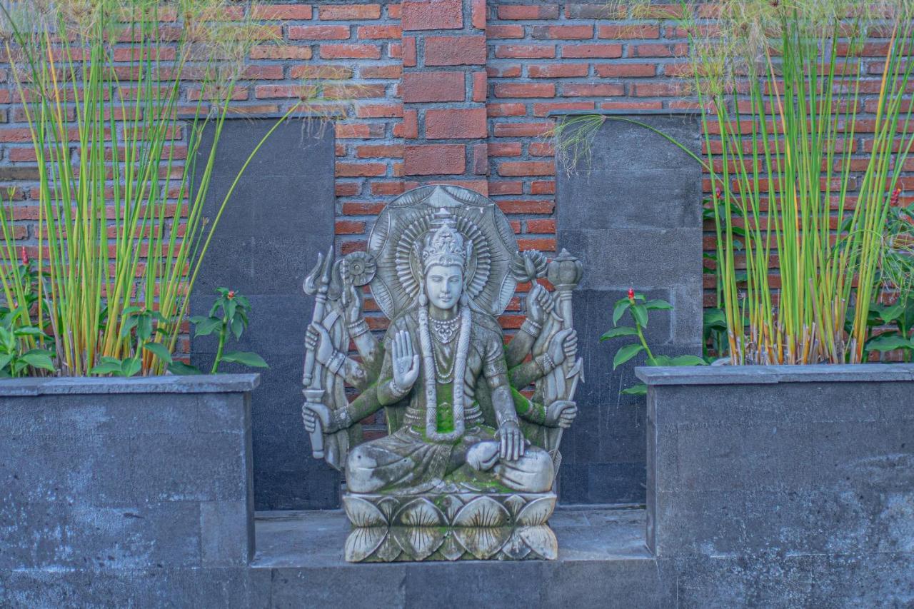 Tirta Bali Villa Jimbaran Екстериор снимка